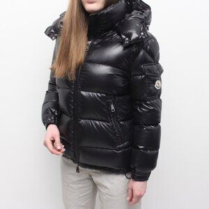 BRAND NEW - NEVER WORN MONCLEAR maya giubbotto PUFFER COAT SIZE 3